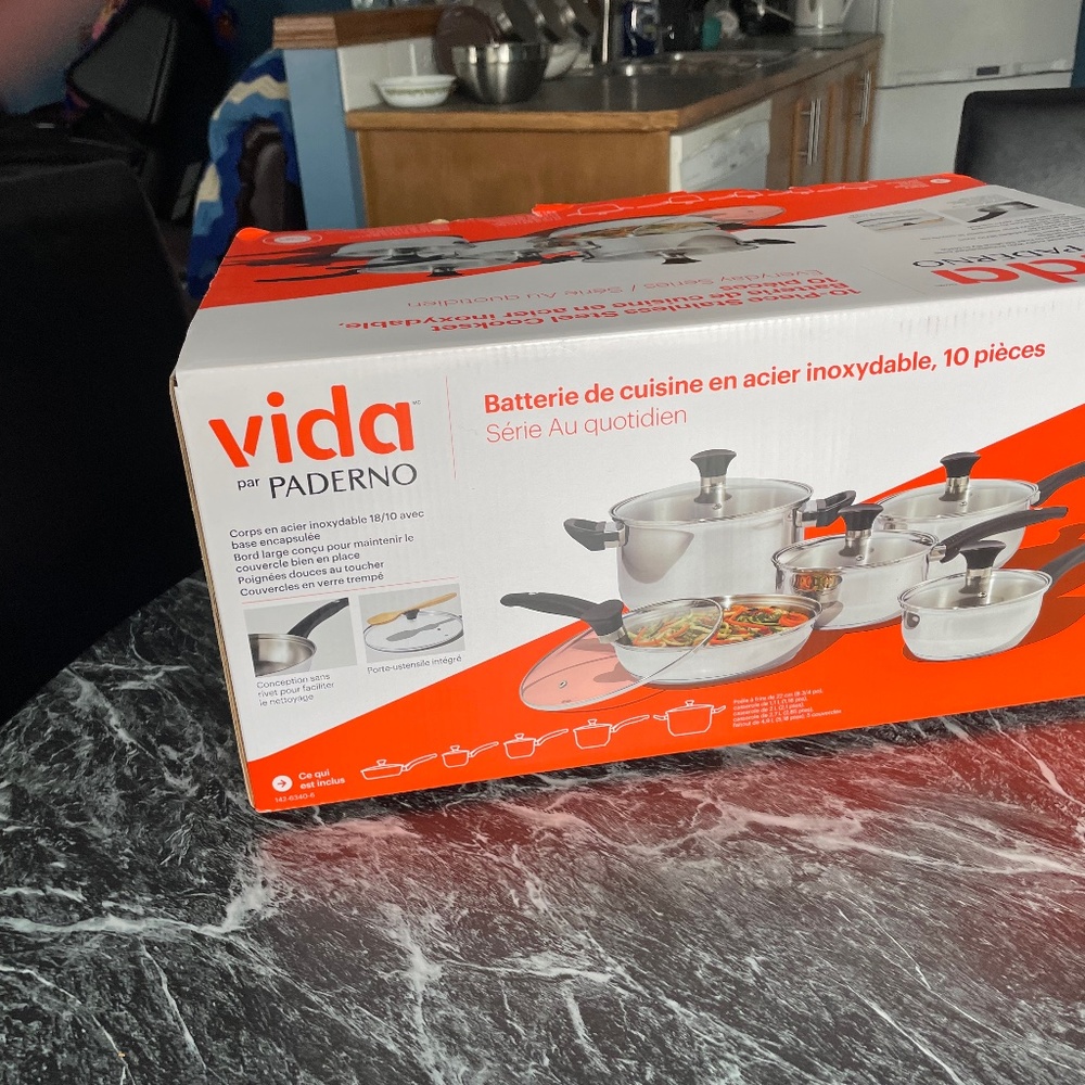 Paderno cookware